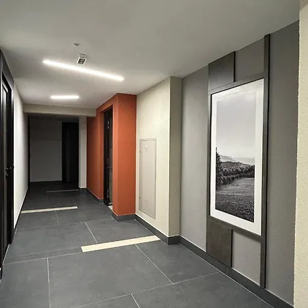 Avenija - Free Garage Appartement