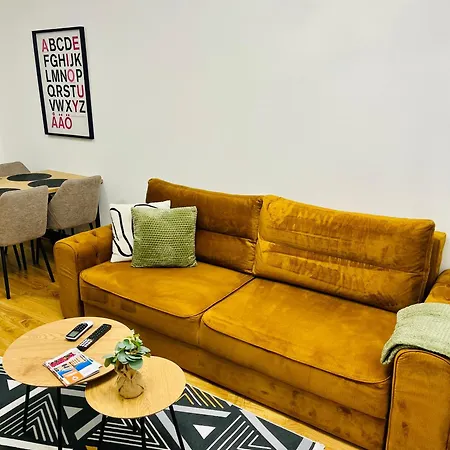 Avenija - Free Garage Apartment *